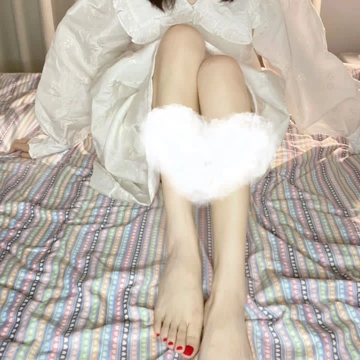 奶味茶茶 – 妹妹的足调教